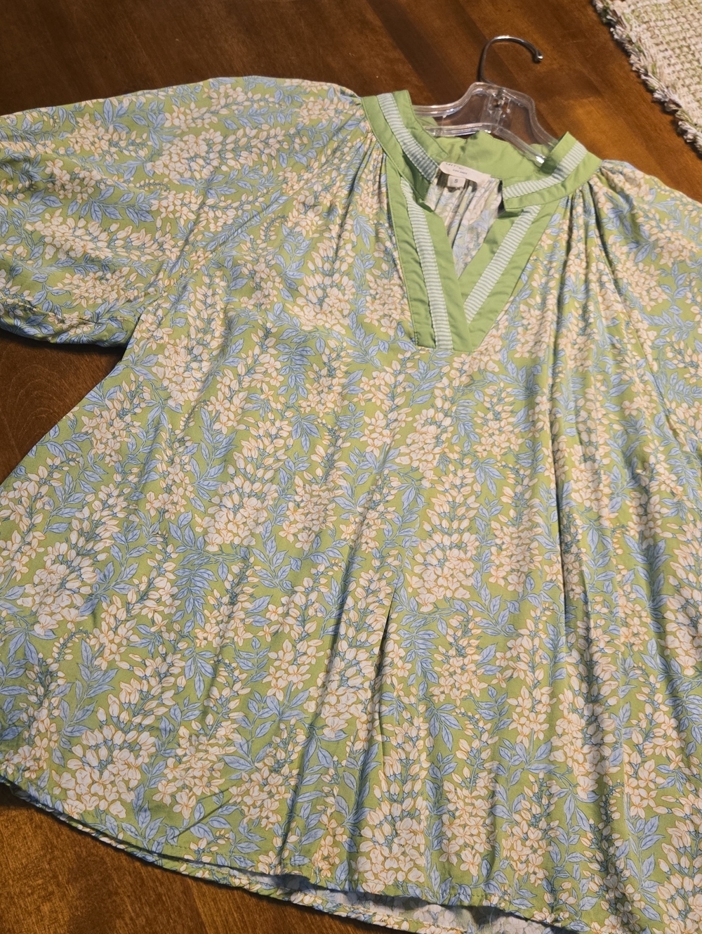 Umgee Light Green Floral Split Neck Blouse